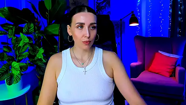 MonicaRiley online show from March 30, 11:01 am