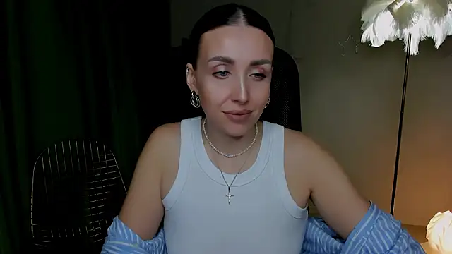 MonicaRiley online show from March 14, 4:13 pm