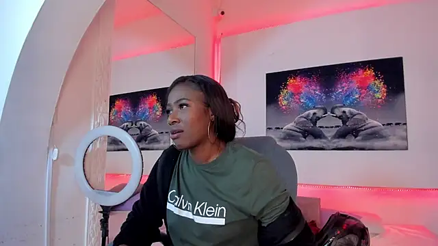 Snapshot of rosi_cooper chatting on May 22, 10:57 am rosi cooper online show from May 22, 10:57 am