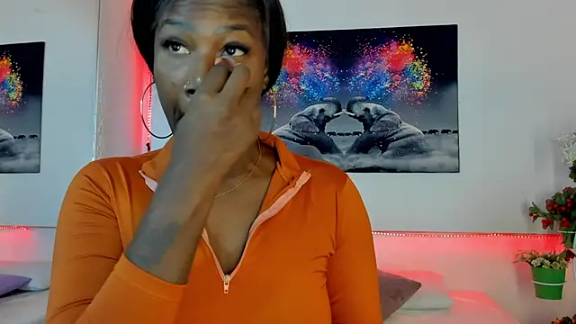 Snapshot of rosi_cooper chatting on May 17, 10:48 am rosi cooper online show from May 17, 10:48 am