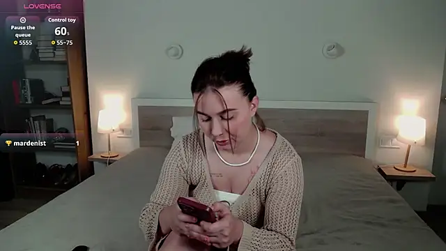 HermioneMoon online show from June 24, 9:52 am
