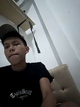 ElJohan5 online show from May 3, 10:46 pm