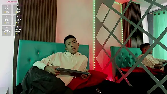 patrick lovee online show from March 26, 7:45 pm