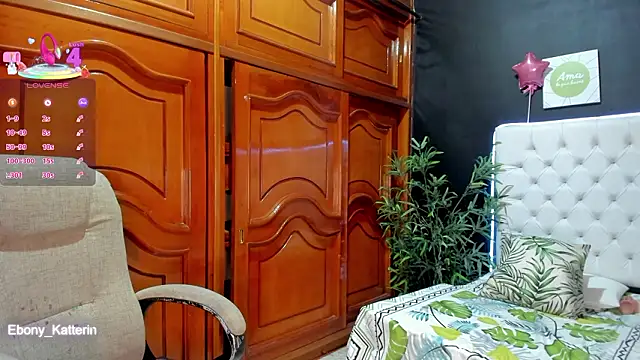 ebony katterin online show from March 9, 11:58 am