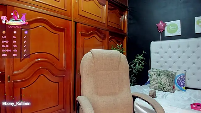 ebony katterin online show from March 7, 11:27 am