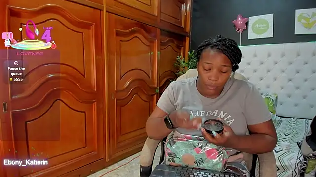 ebony katterin online show from April 20, 11:13 am