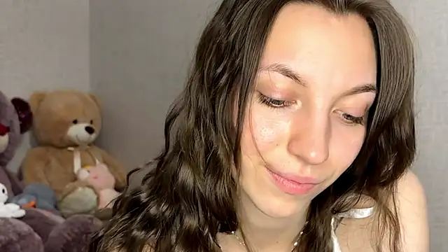 YangReifer online show from March 25, 6:40 pm