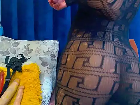Nastyviola27 online show from July 13, 9:03 pm