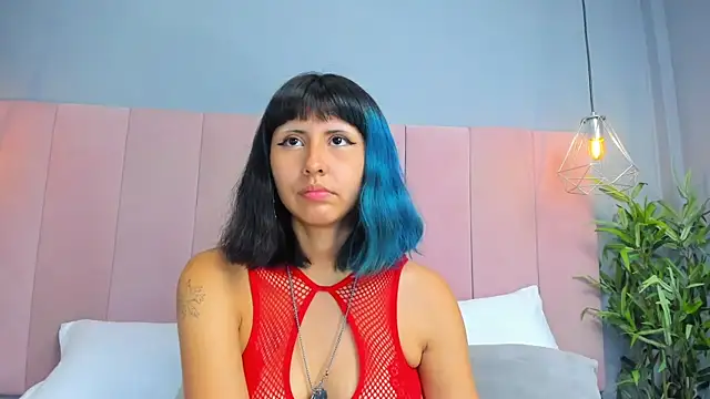 KleoLennox online show from March 19, 2:39 pm