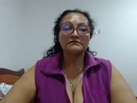  BellaNocturna online show from March 11, 3:00 am