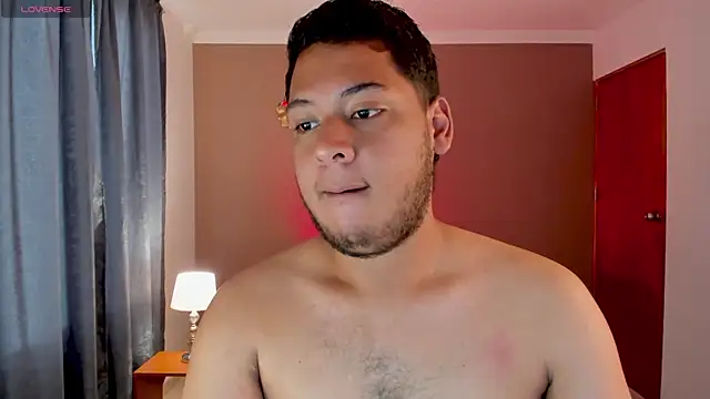 Akon 2XXX online show from April 15, 2:54 pm