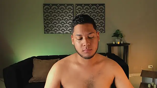 Akon 2XXX online show from March 13, 7:19 pm