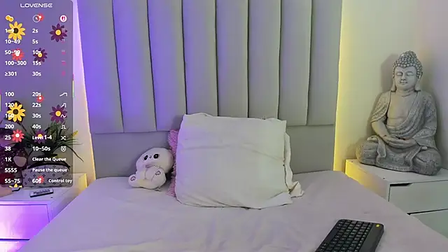 Cataa Hill online show from April 2, 3:02 am