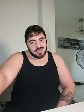Snapshot of bear_skinny chatting on June 26, 2:34 pm bear skinny online show from June 26, 2:34 pm