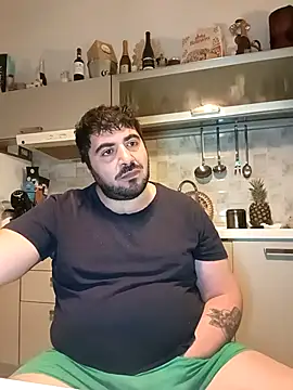 bear skinny online show from April 19, 1:06 am