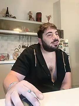 Snapshot of bear_skinny chatting on June 10, 3:57 pm bear skinny online show from June 10, 3:57 pm