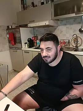 bear skinny online show from May 15, 10:30 pm