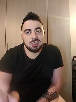 Snapshot of bear_skinny chatting on July 18, 1:09 pm bear skinny online show from July 18, 1:09 pm