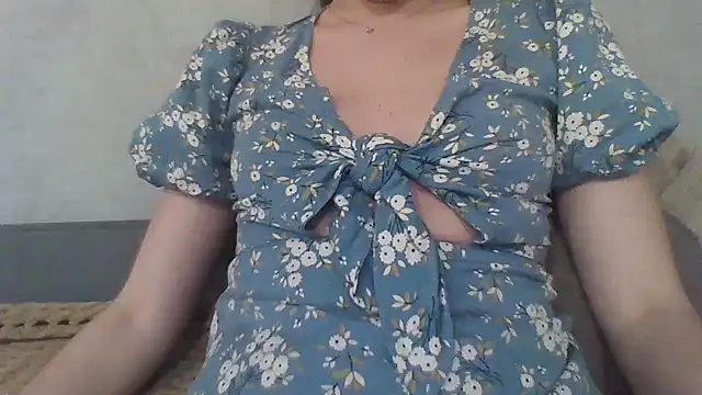 Luna2547 online show from April 20, 6:31 pm