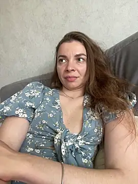 Luna2547 online show from May 8, 2:10 pm