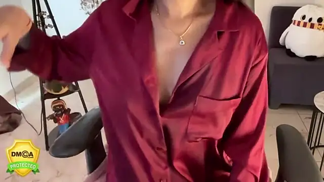 Snapshot of lusty_fara2 chatting on March 2, 6:04 pm lusty fara2 online show from March 2, 6:04 pm