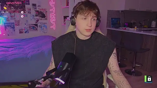 c-ypher online show from March 4, 2:03 pm