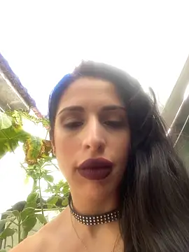 sweetwanda online show from March 28, 11:55 am