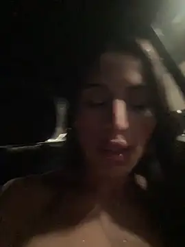 sweetwanda online show from April 1, 7:00 pm