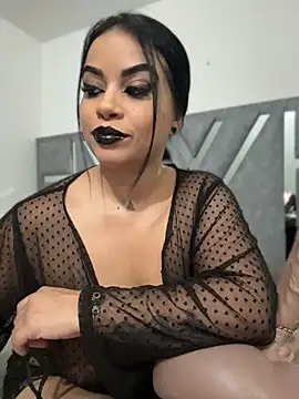 Snapshot of AriannaSmyth chatting on July 9, 10:37 am AriannaSmyth online show from July 9, 10:37 am