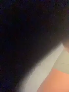 Miss  malaikaaa online show from April 5, 5:25 am