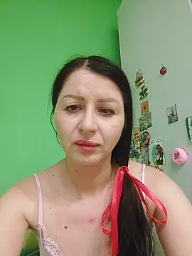 Snapshot of TenderAndSweetX chatting on March 2, 8:05 pm TenderAndSweetX online show from March 2, 8:05 pm