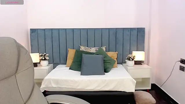 taylor kelsiee online show from March 18, 1:02 pm