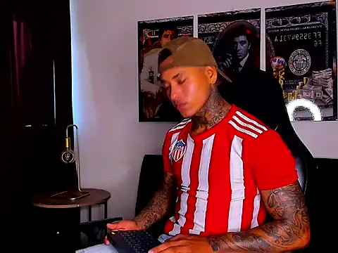 tyler bell  online show from March 10, 1:37 pm