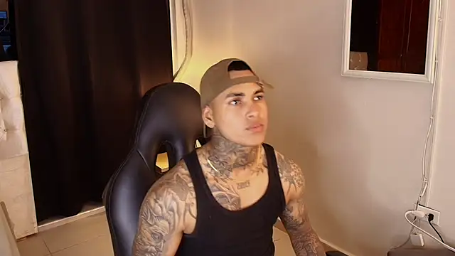 tyler bell  online show from March 17, 3:20 am