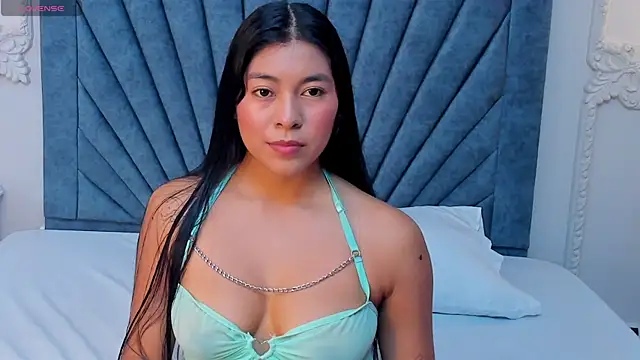 Leandra-Johnson online show from May 11, 2:07 pm