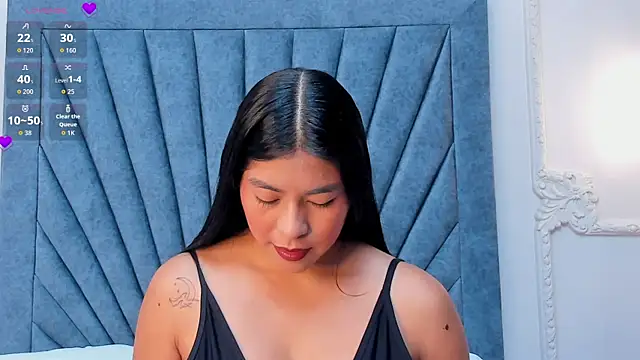 Leandra-Johnson online show from March 31, 1:24 pm