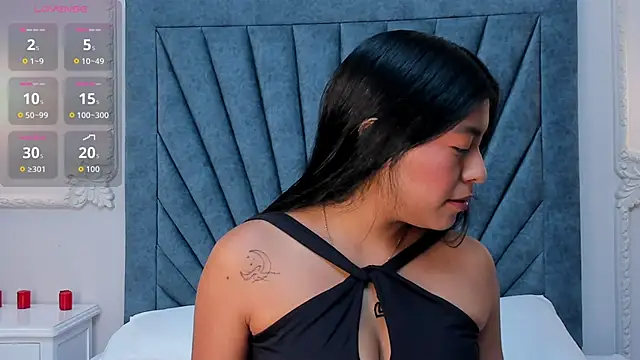 Leandra-Johnson online show from March 23, 12:49 pm