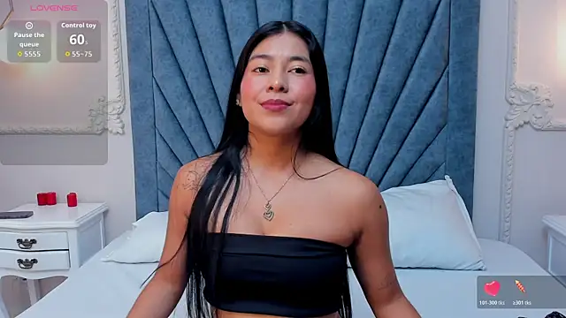 Leandra-Johnson online show from April 27, 1:31 pm