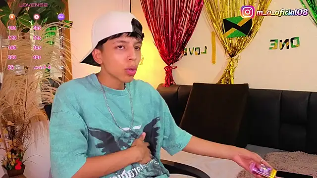 Morgan alice online show from April 18, 7:07 pm