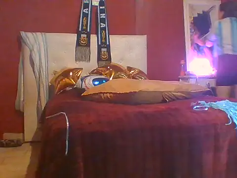 Snapshot of Jime_Love7777 chatting on July 18, 8:17 pm Jime Love7777 online show from July 18, 8:17 pm