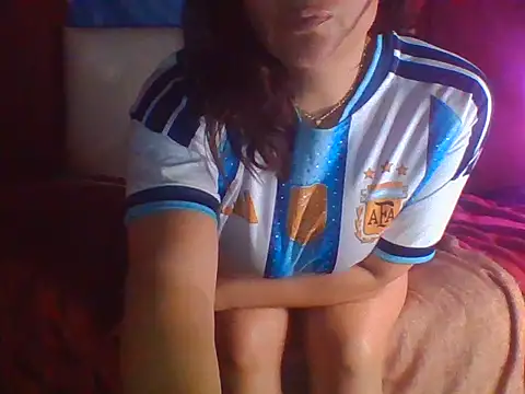 Snapshot of Jime_Love7777 chatting on June 14, 2:24 am Jime Love7777 online show from June 14, 2:24 am
