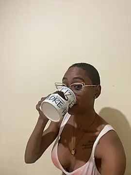 Nina vegas online show from April 19, 10:49 am