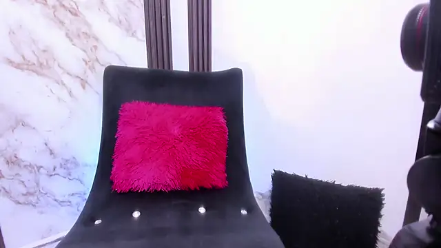 Nina vegas online show from May 18, 1:38 pm