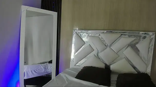 Nina vegas online show from June 9, 1:34 pm