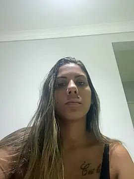 kifanyy online show from May 15, 8:12 am