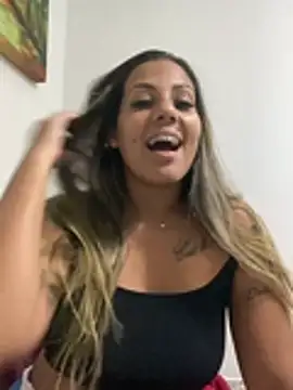 kifanyy online show from April 5, 2:40 am