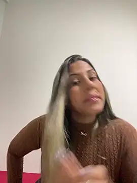 kifanyy online show from June 7, 1:44 am