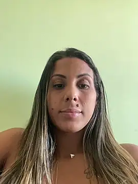 kifanyy online show from March 26, 5:11 pm