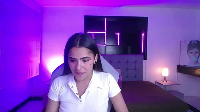  chloe 1 online show from March 16, 9:06 pm