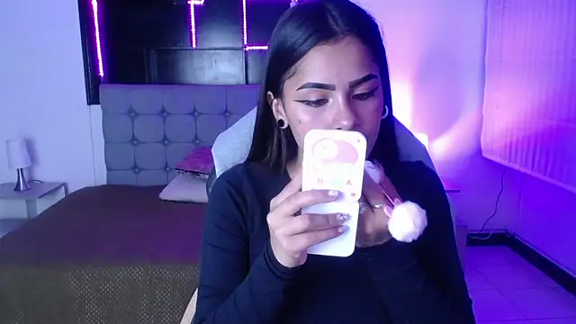  chloe 1 online show from March 19, 7:36 pm